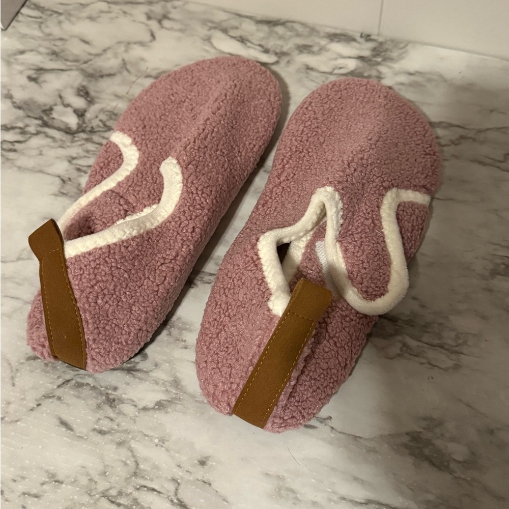 Women’s Fleece Slippers